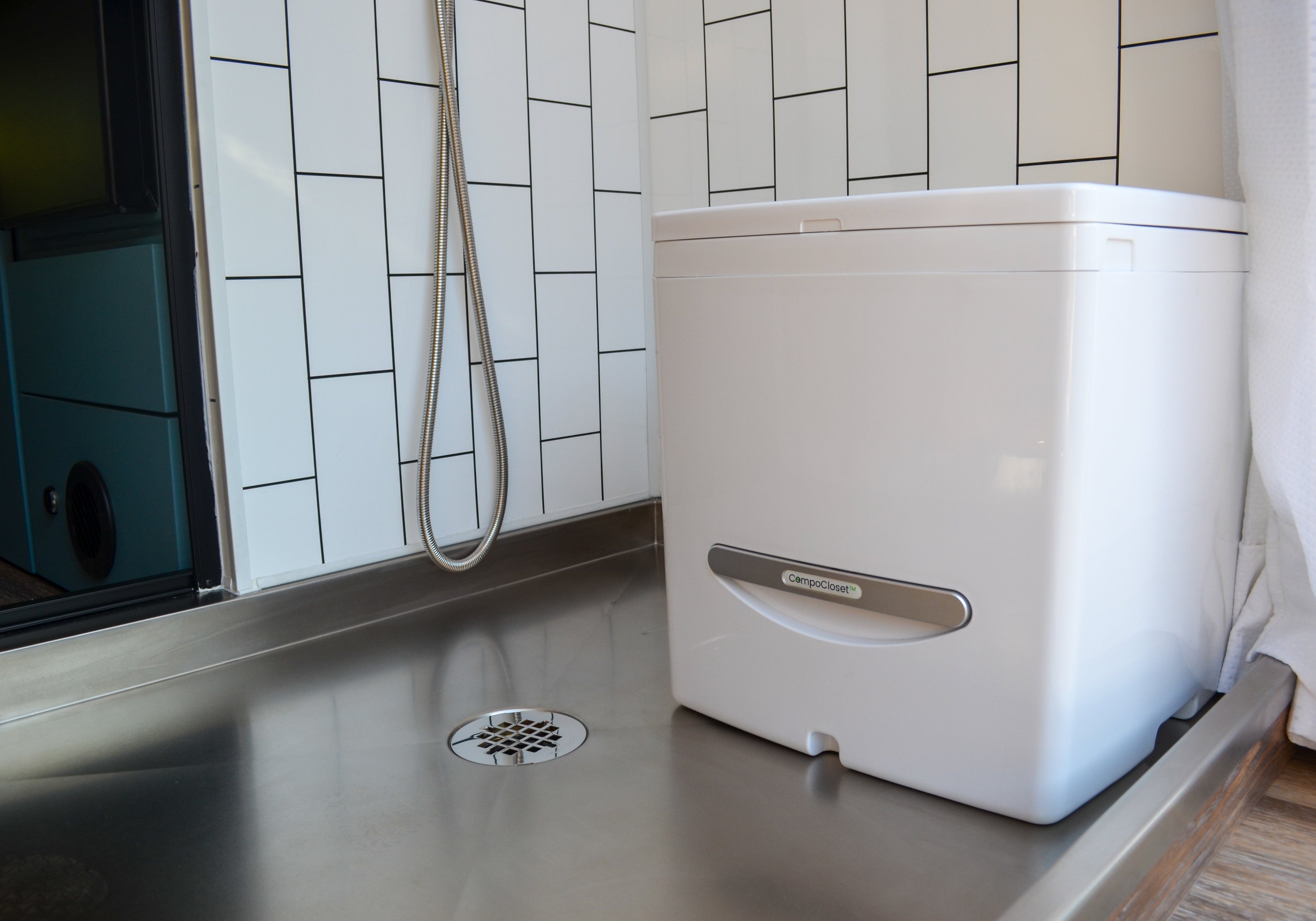 Maintaining your composting toilet: Tips for proper care and keeping everyone happy!